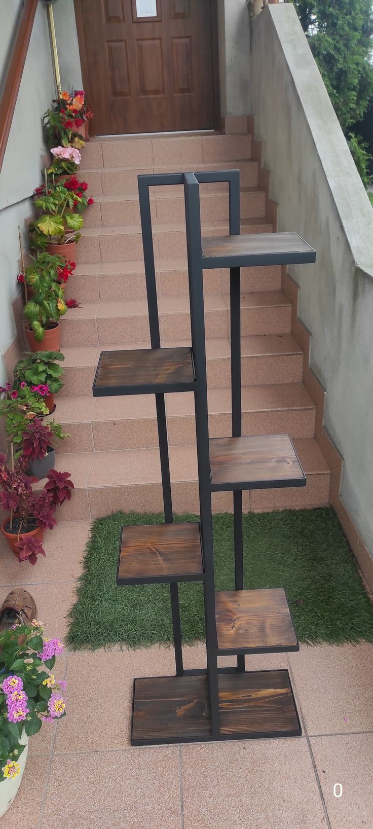 Цветочная полка