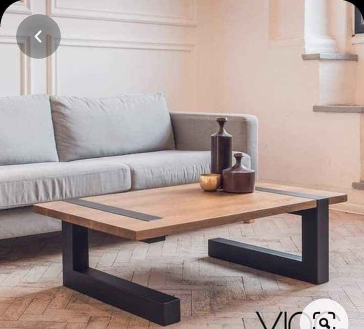 Журнальный столик